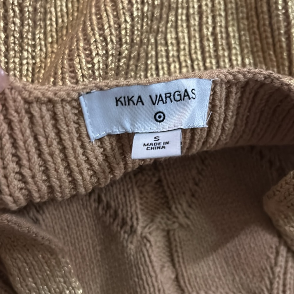 Golden Knit Crop Top Size Small - Picture 3 of 3